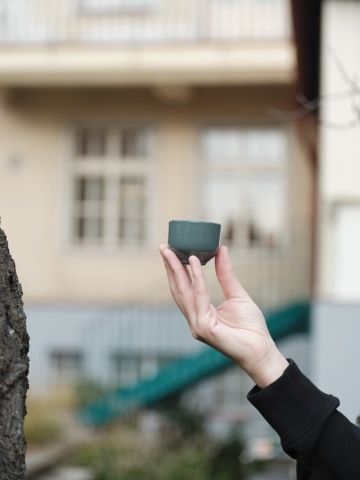 Zelený espresso šálek z Vila 63.